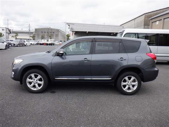 Toyota Vanguard 2011 photo 3