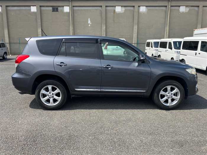 Toyota Vanguard 2011 photo 4