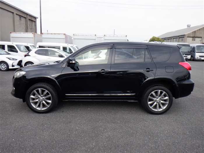 Toyota Vanguard 2013 photo 3