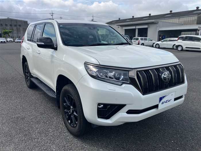 2022 Toyota Land Cruiser Prado