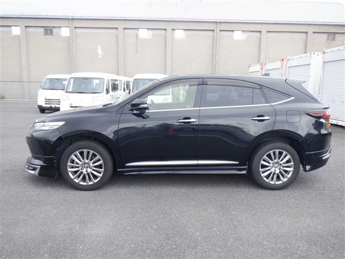 Toyota Harrier 2018 photo 3