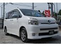 2010 Toyota Voxy