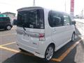 2011 Daihatsu Tanto