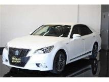 2014 Toyota Crown