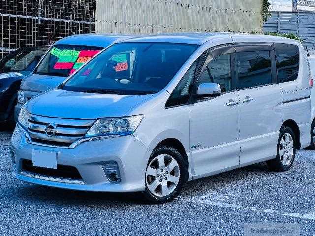2012 Nissan Serena