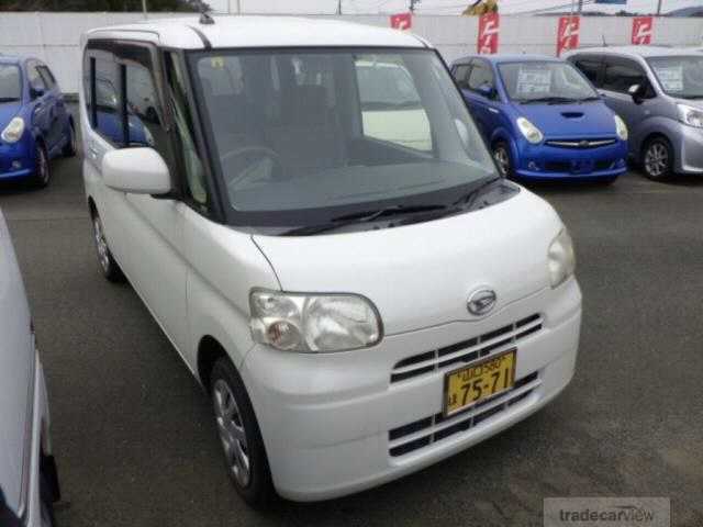 2012 Daihatsu Tanto