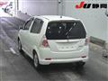 2001 Daihatsu YRV
