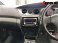 2001 Daihatsu YRV