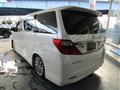 2013 Toyota Alphard G