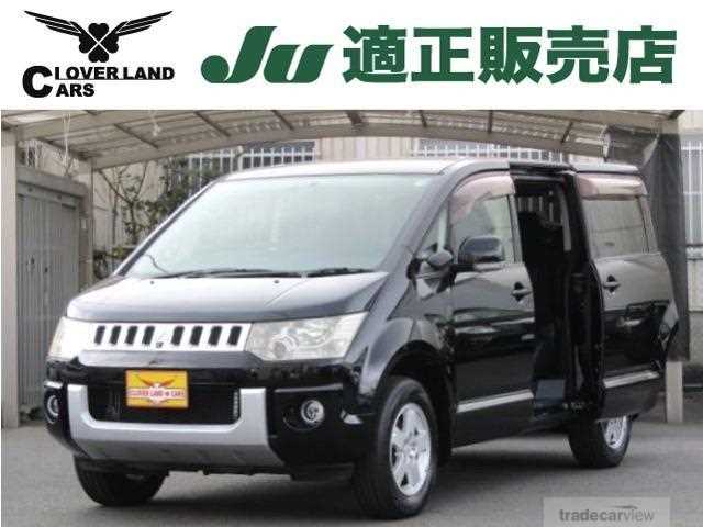 2010 Mitsubishi Delica D5