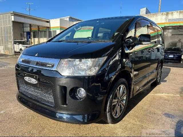 2009 Mitsubishi Delica D5