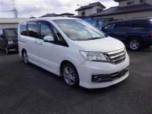 2012 Nissan Serena