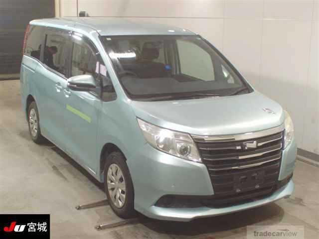 2014 Toyota Noah