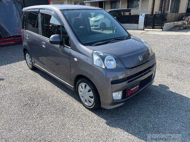2010 Honda Life