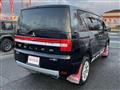 2009 Mitsubishi Delica D5