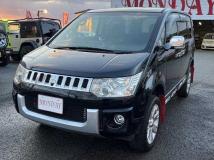 2009 Mitsubishi Delica D5