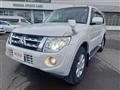2013 Mitsubishi Pajero