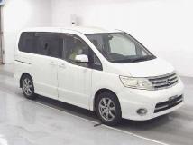 2009 Nissan Serena
