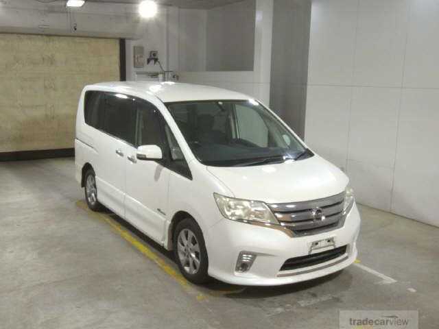 2013 Nissan Serena