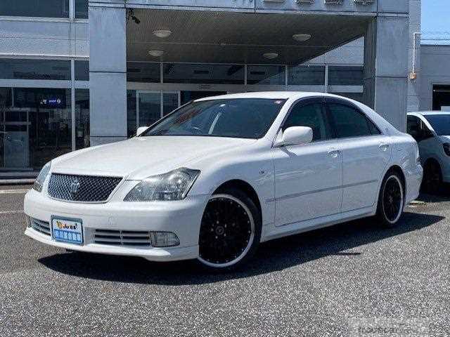 2004 Toyota Crown
