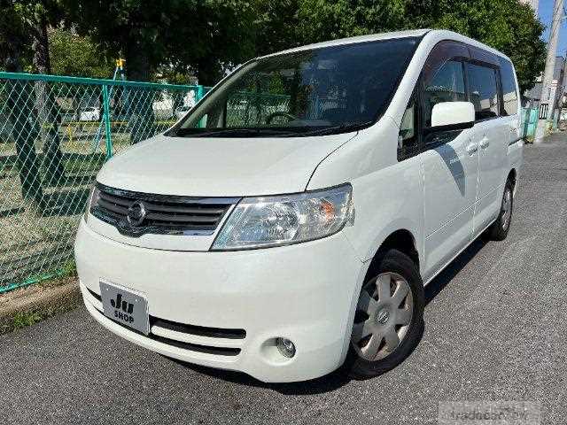 2007 Nissan Serena
