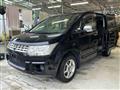 2008 Mitsubishi Delica D5