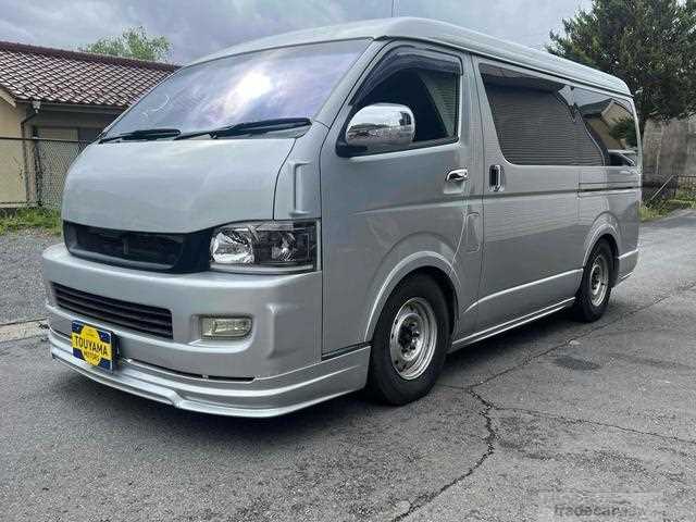 2005 Toyota Hiace Wagon
