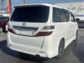 2010 Toyota Vellfire