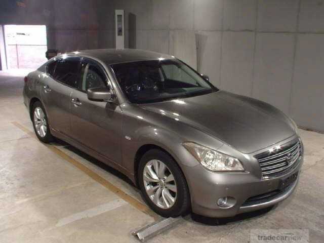 2010 Nissan Fuga