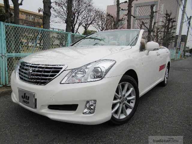 2009 Toyota Crown
