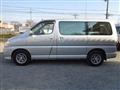 2002 Toyota Grand Hiace