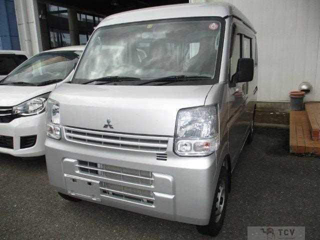 2018 Mitsubishi Minicab Van