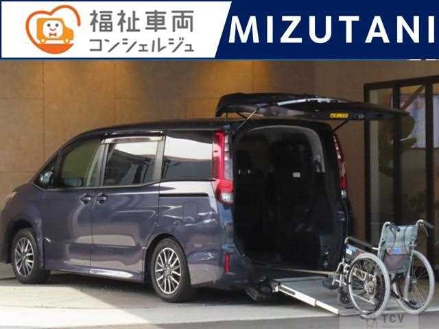2014 Toyota Noah
