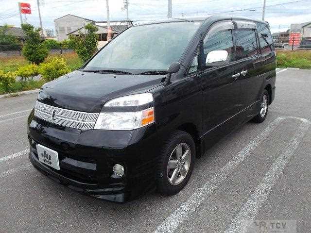 2006 Toyota Voxy