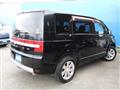 2009 Mitsubishi Delica D5