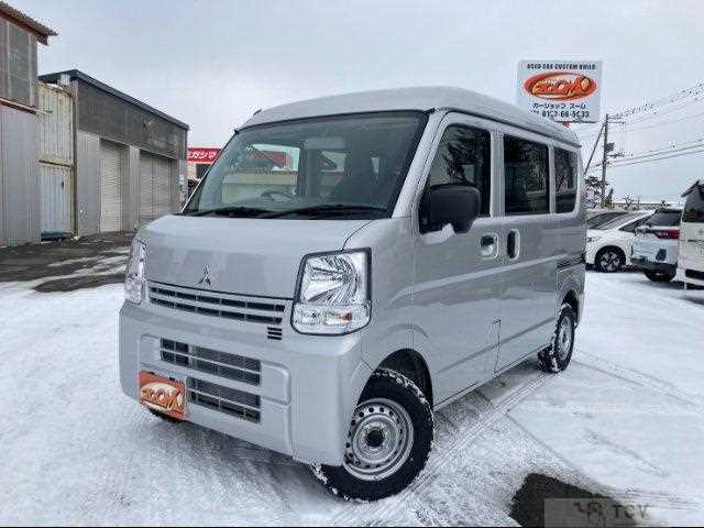 2025 Mitsubishi Minicab Van