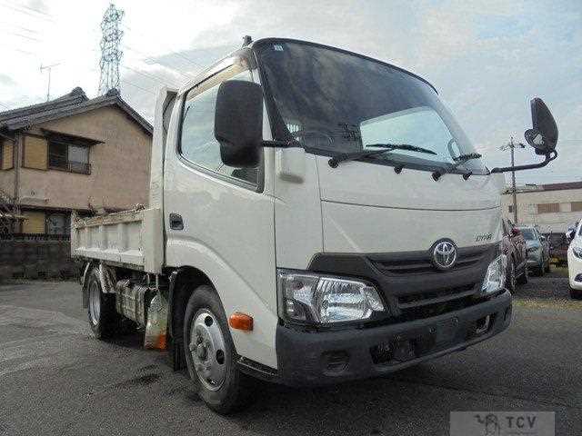 2018 Toyota Dyna Truck