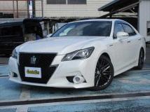 2015 Toyota Crown