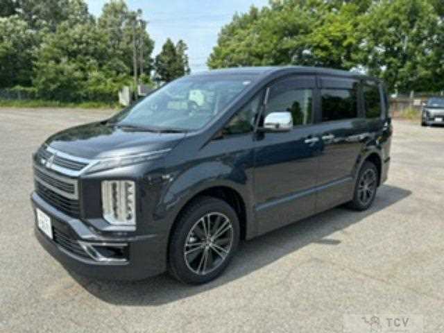 2024 Mitsubishi Delica D5