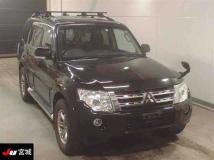 2012 Mitsubishi Pajero