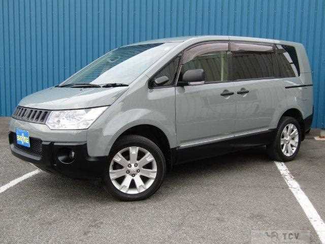 2016 Mitsubishi Delica D5