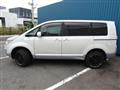 2015 Mitsubishi Delica D5