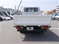 2010 Isuzu Elf Truck