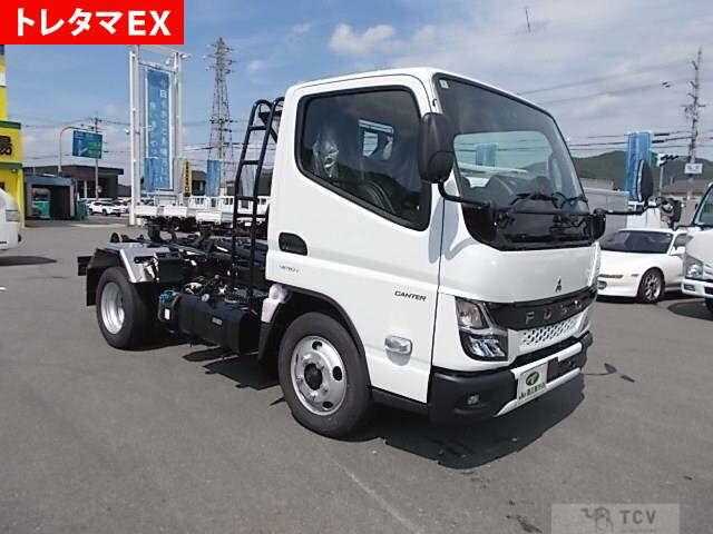 2025 Mitsubishi Fuso Canter