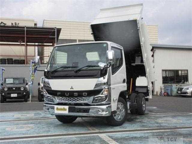 2025 Mitsubishi Fuso Canter