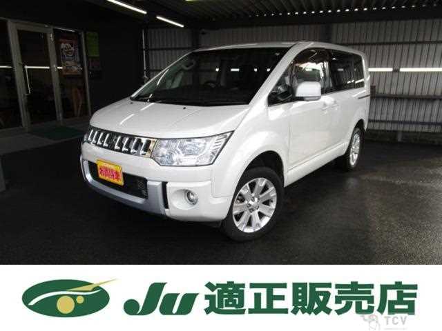 2017 Mitsubishi Delica D5