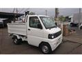 2009 Mitsubishi Minicab Truck