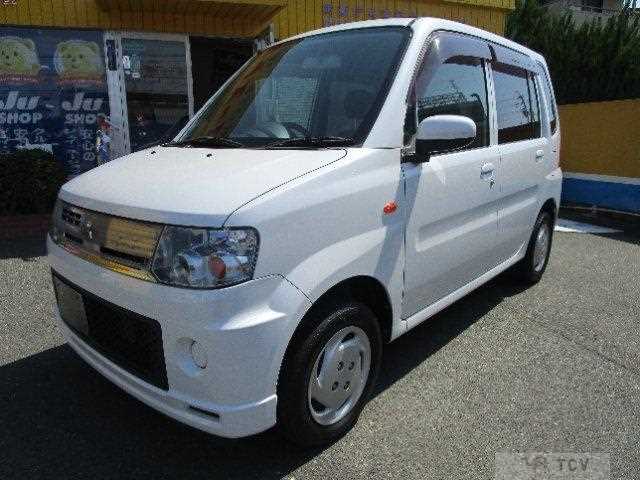 2012 Mitsubishi Toppo