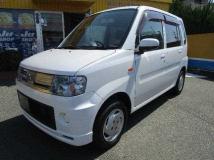 2012 Mitsubishi Toppo