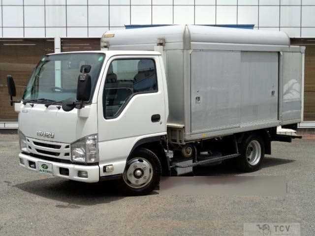 2015 Isuzu Elf Truck